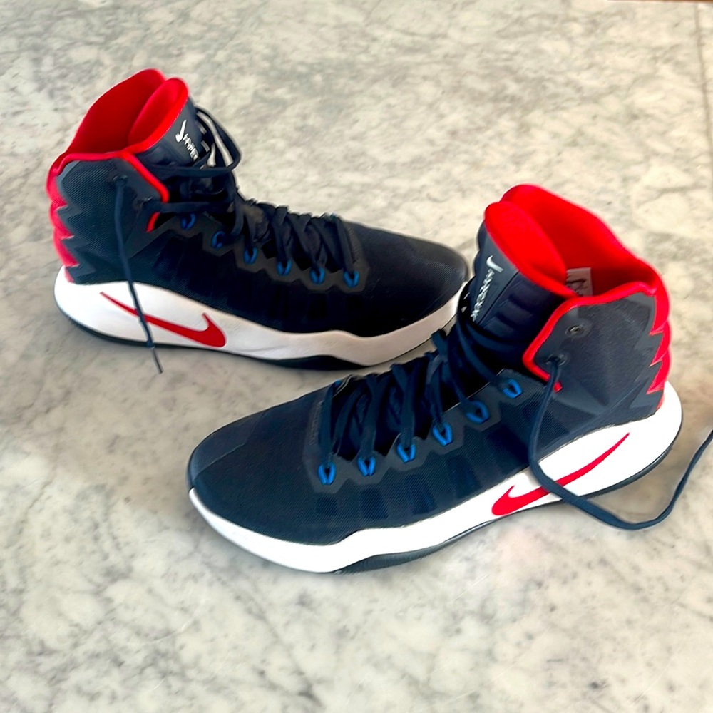 Nike Hyperdunk